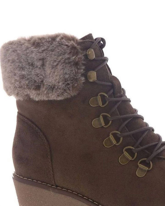 Corkys Footwear - Women 's Fox Bay Faux Fur Lace Up Boots