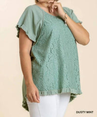 Umgee - Floral Lace Detail Short Sleeve Curvy Top