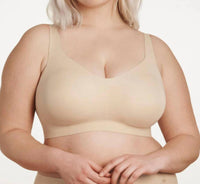 Evelyn & Bobbie - Beyond Bra