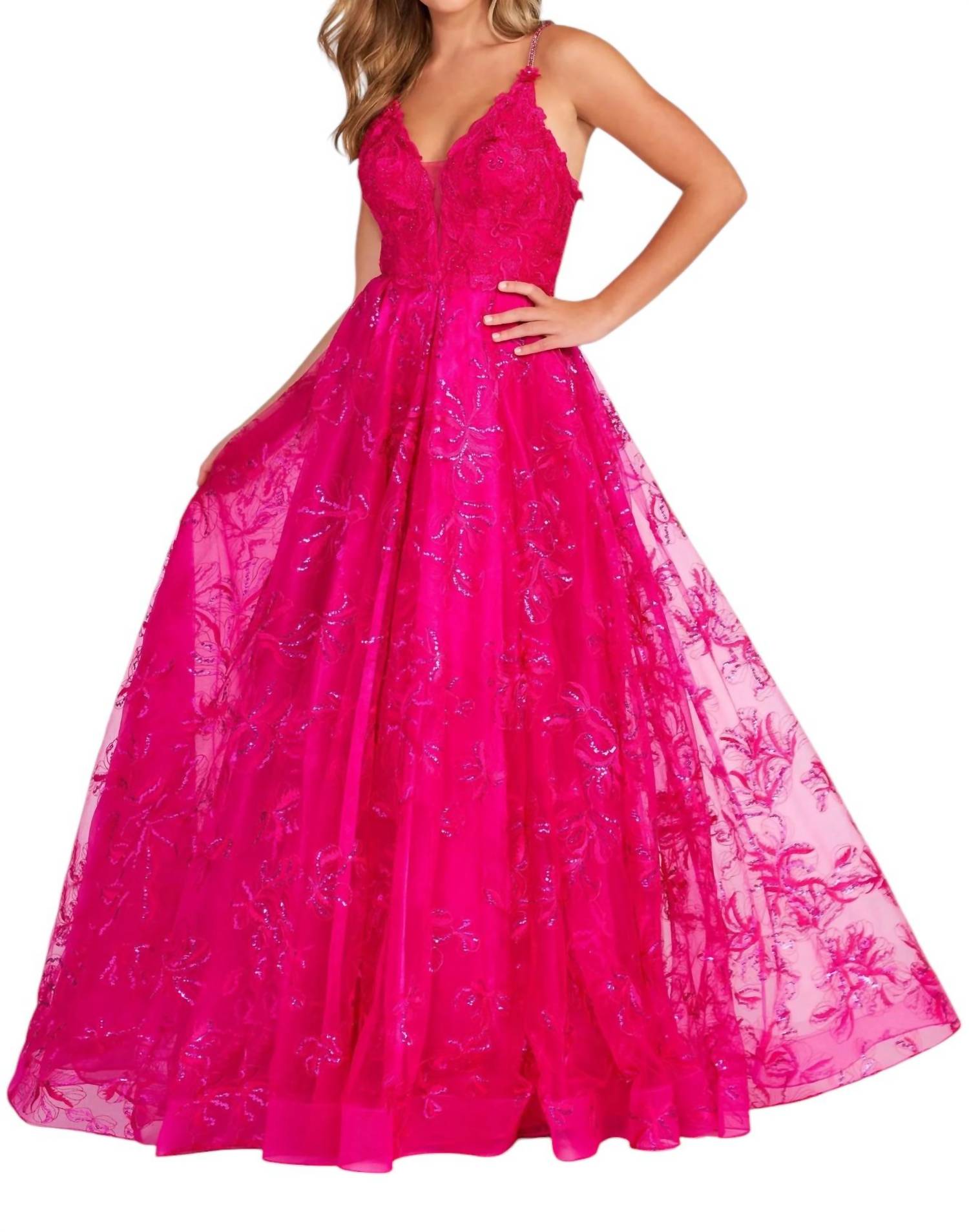 Ellie Wilde - Embroidered Maxi Dress