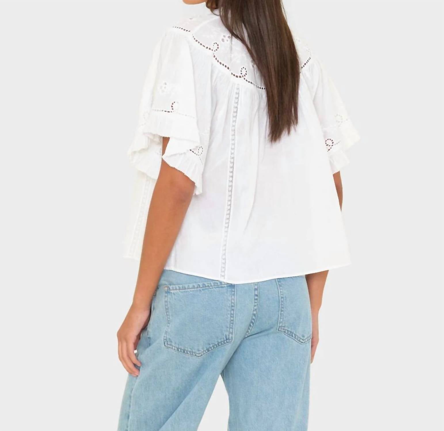 XIRENA Mae Shirt in white - women's blouse - detail view