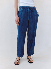 Bella Dahl - Seamed Soft Barrel Pant