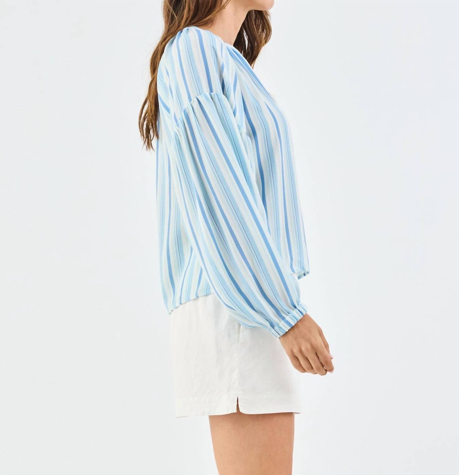 Mary Square - Scarlette Flowy Fit Top
