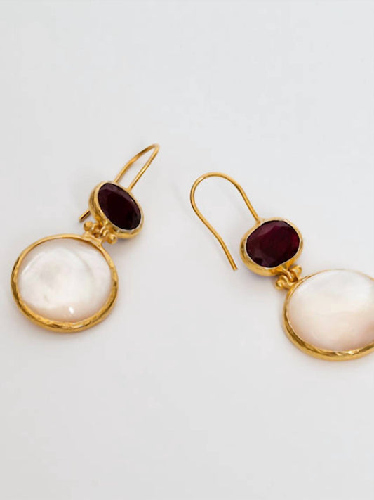 Avenue Chic - Women's Antique Pearl Earrings