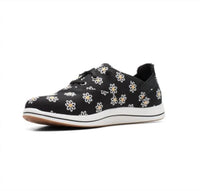 Clarks - Women's Breeze Ave Canvas Sneaker