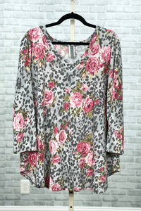 Honeyme - Floral 3/4 Sleeve V-neck Top