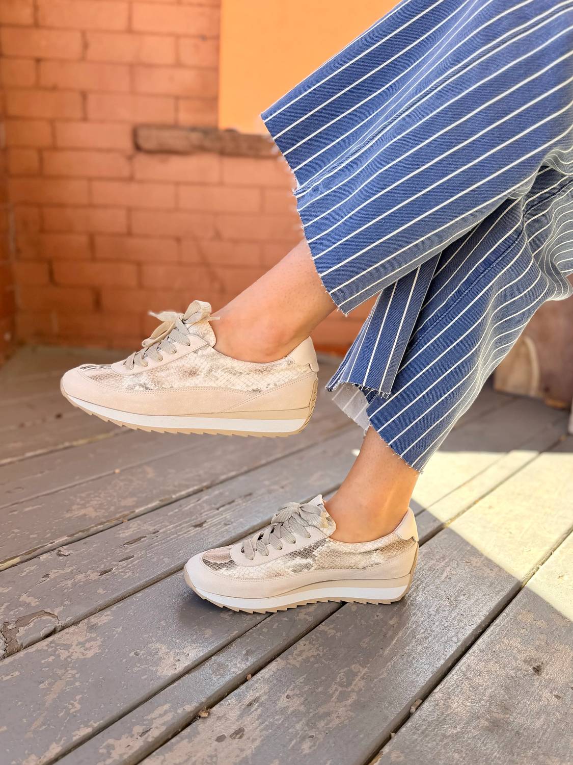 Softwaves - Women's Damara Sneakers