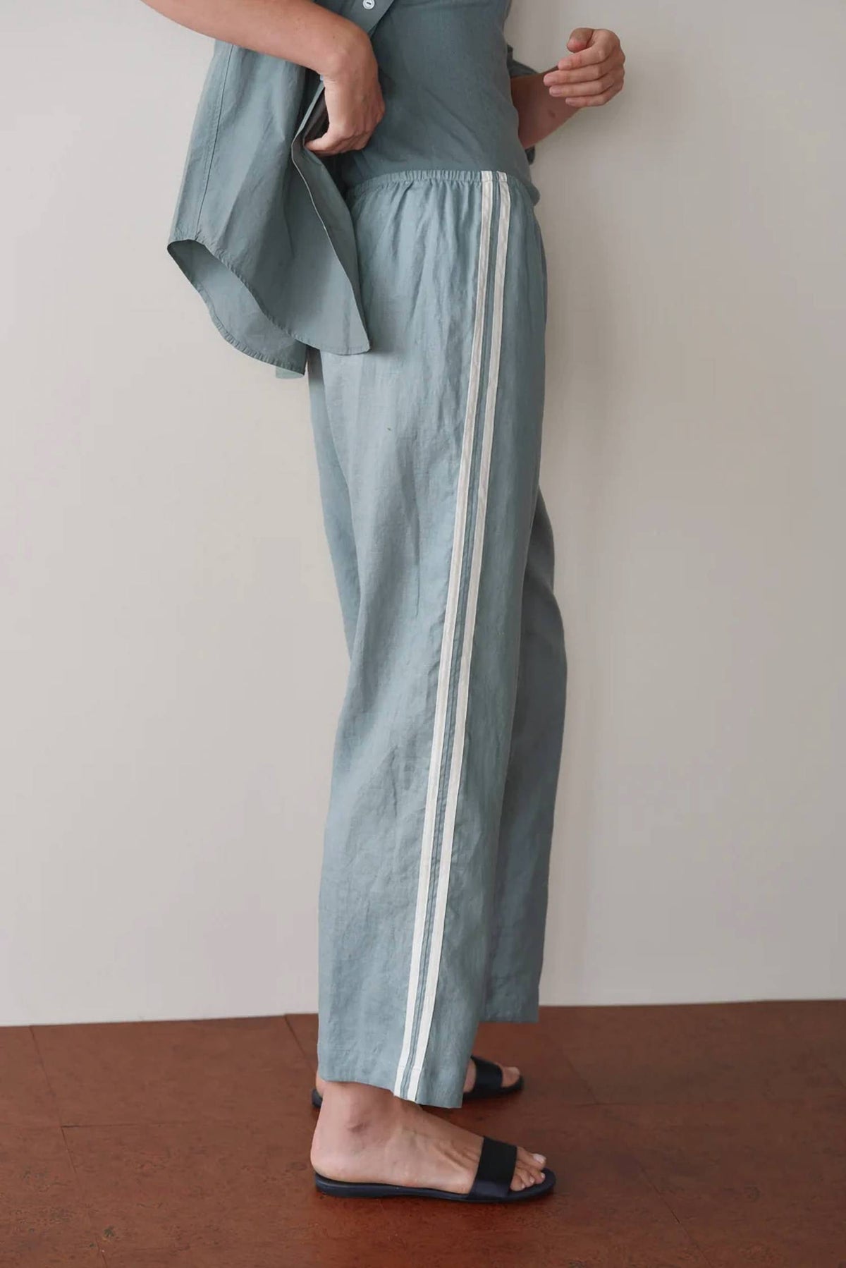 Donni. - Linen Crop Stripe Pants