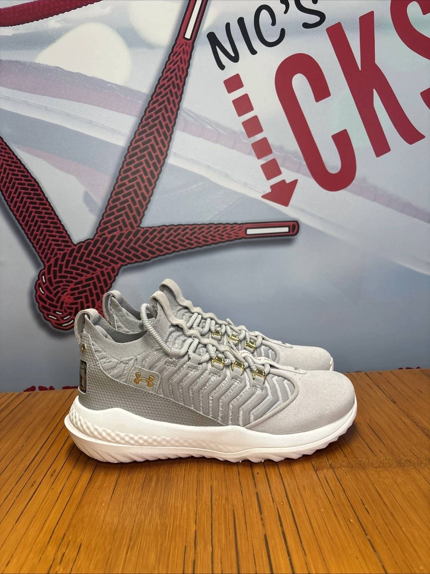Under Armour - Men's Harper 9 Turf Shoes