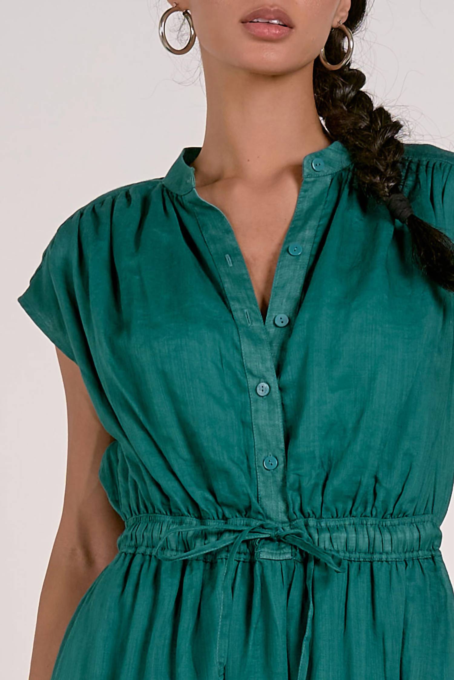 Elan - Short Sleeve Solid Midi Dress
