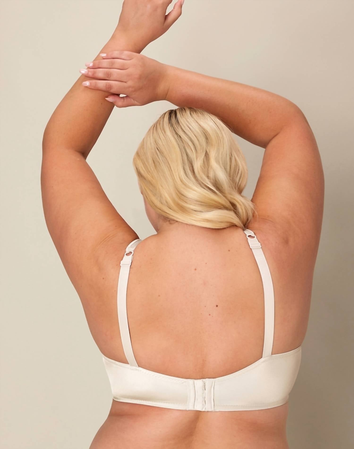 Playtex - Secrets Beautiful Lift Underwire Bra
