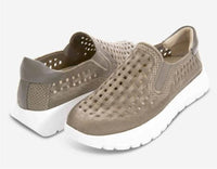 Vaneli - Women's Quay Sneaker