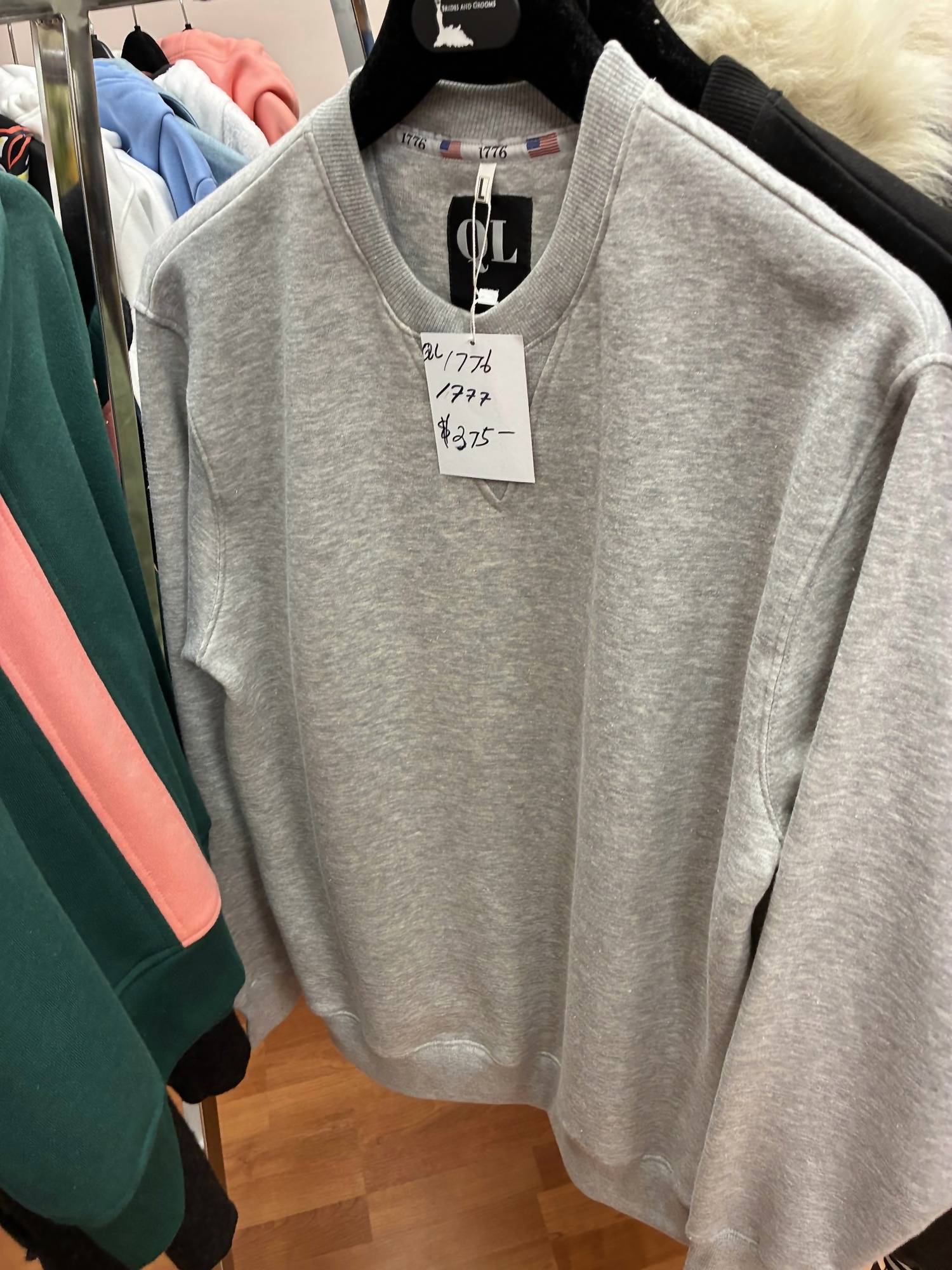 Quiet Luxury - Unisex - Unadorned Sweatshirt