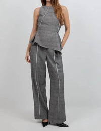 Whiteroom+Cactus - Fray Edge Detailed Asymmetrical Sleeveless Top