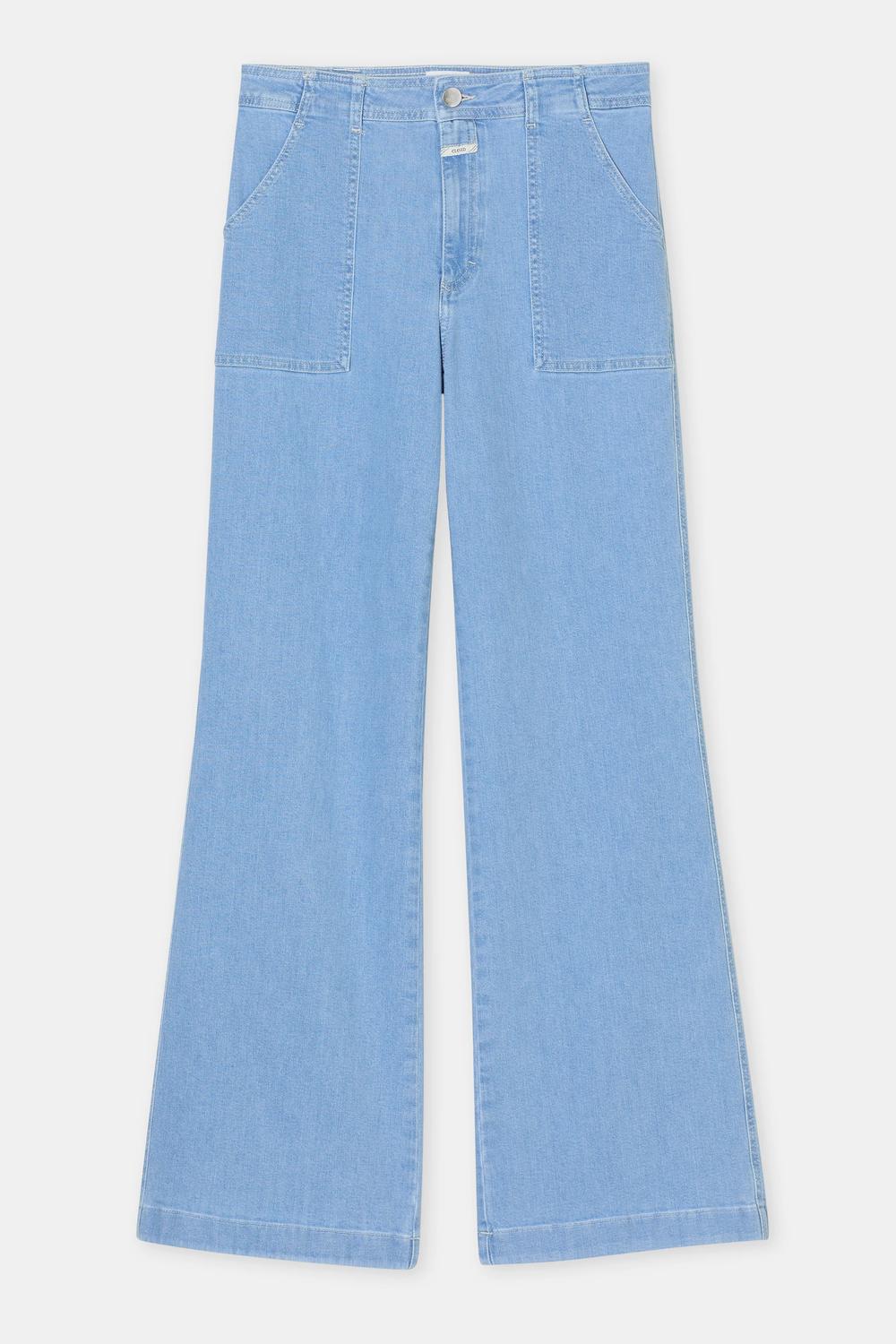 CLOSED Aria Flared Jeans in light wash - women's jeans - view 4