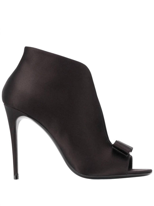 Salvatore Ferragamo - Women's Vara Bow Pumps