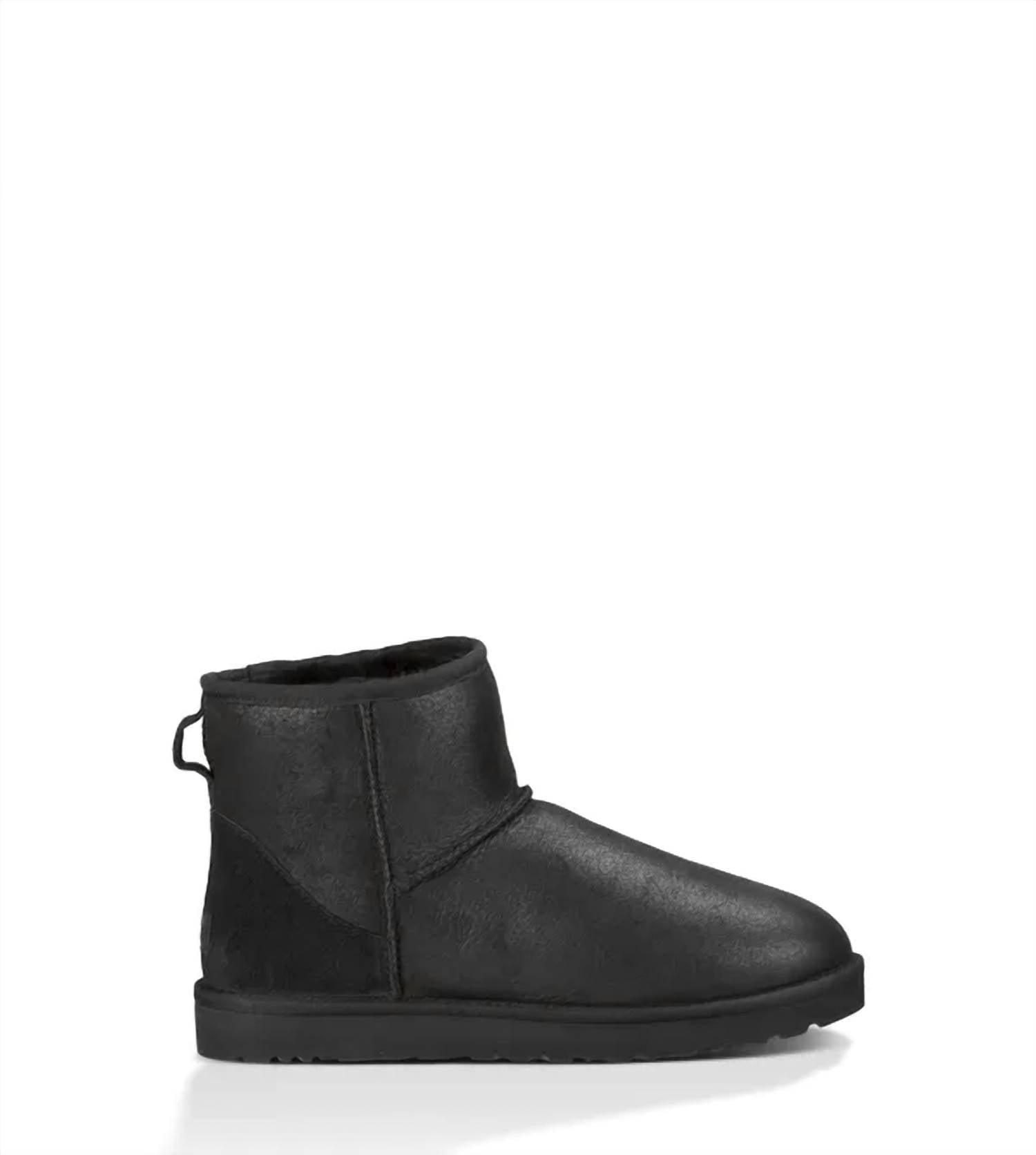 Ugg - Men's Classic Mini Bomber Boots