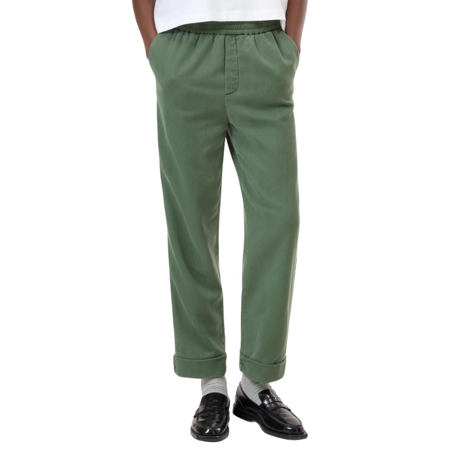 Closed - Sondra Pant