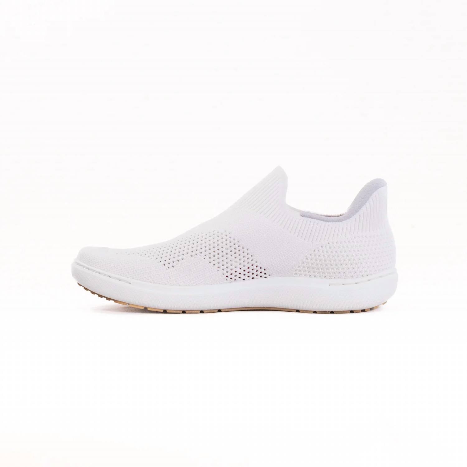 Clarks - Women's Nalle Step Slip-on Sneakers