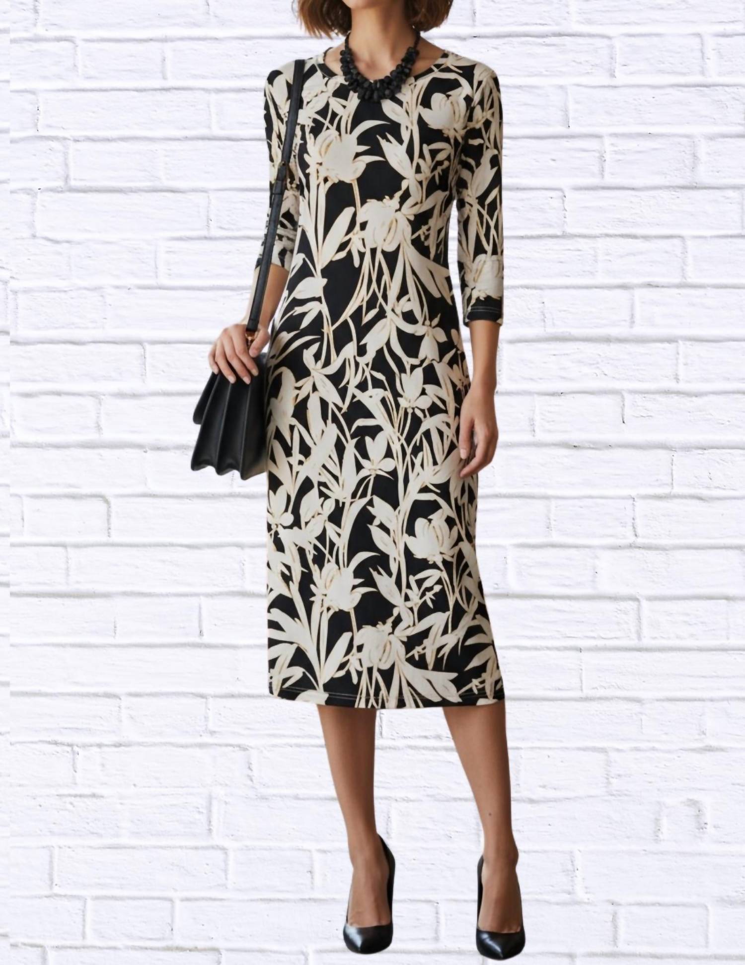 Diva Usa - Floral Knit Midi Dress