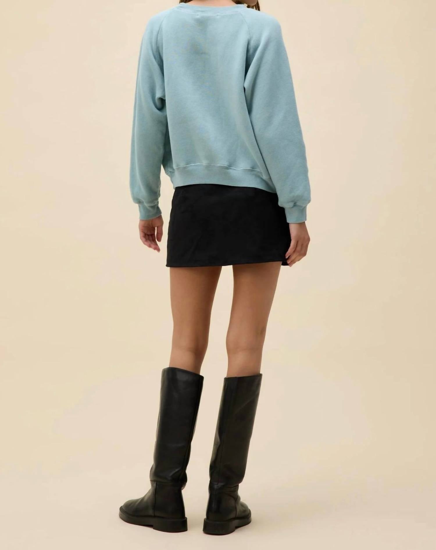 Daydreamer - Kiss My Aspen Shrunken Raglan Sweatshirt