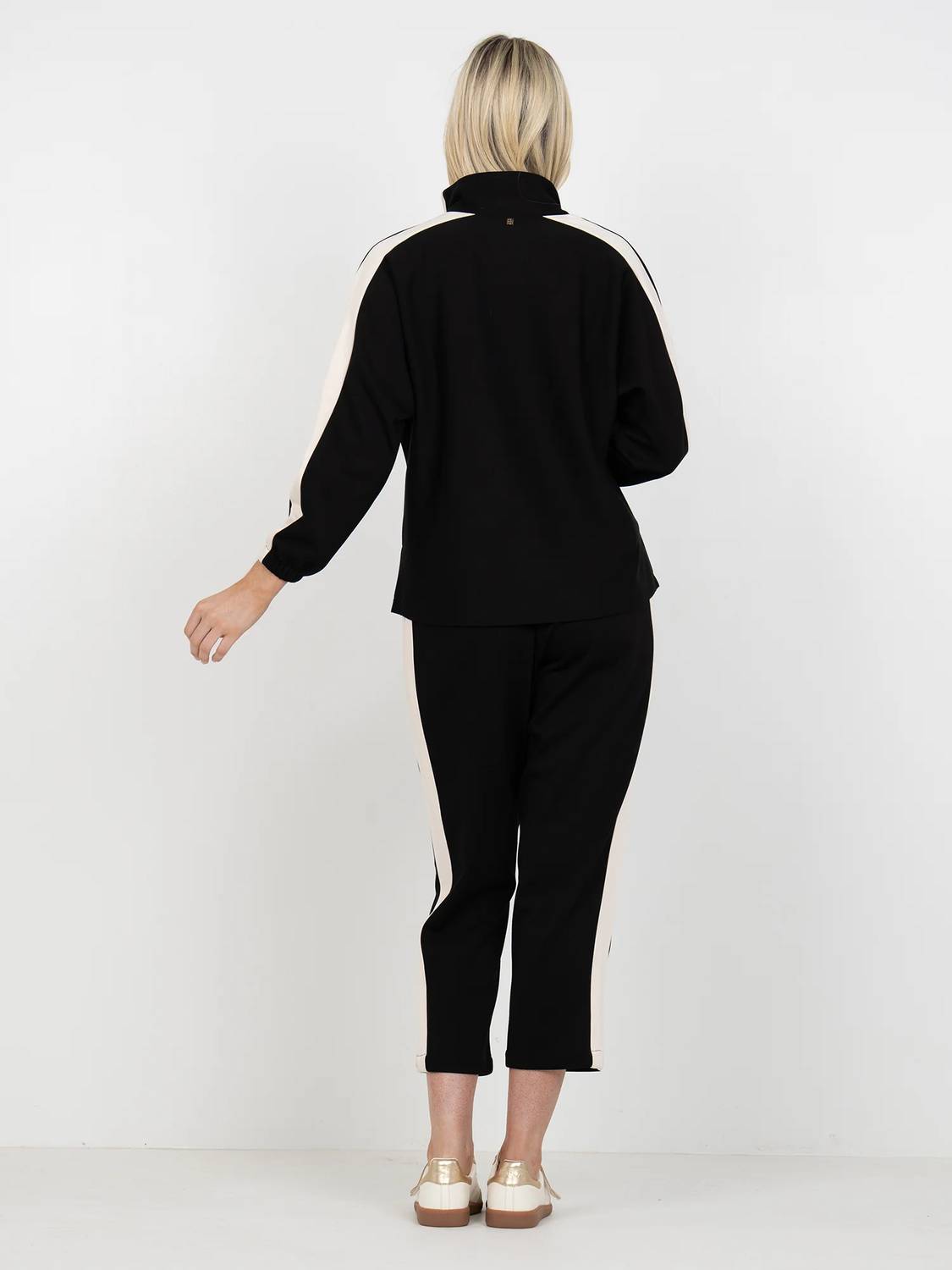 Emily Mccarthy - Long Sleeve Poppy Top
