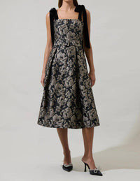 Sugarlips - Lyla Jacquard Floral Dina Pleated Midi Dress
