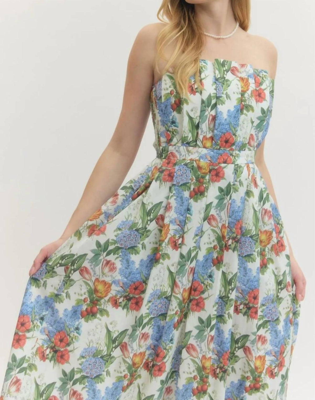 Entro - Floral Strapless Pleated Midi Dress