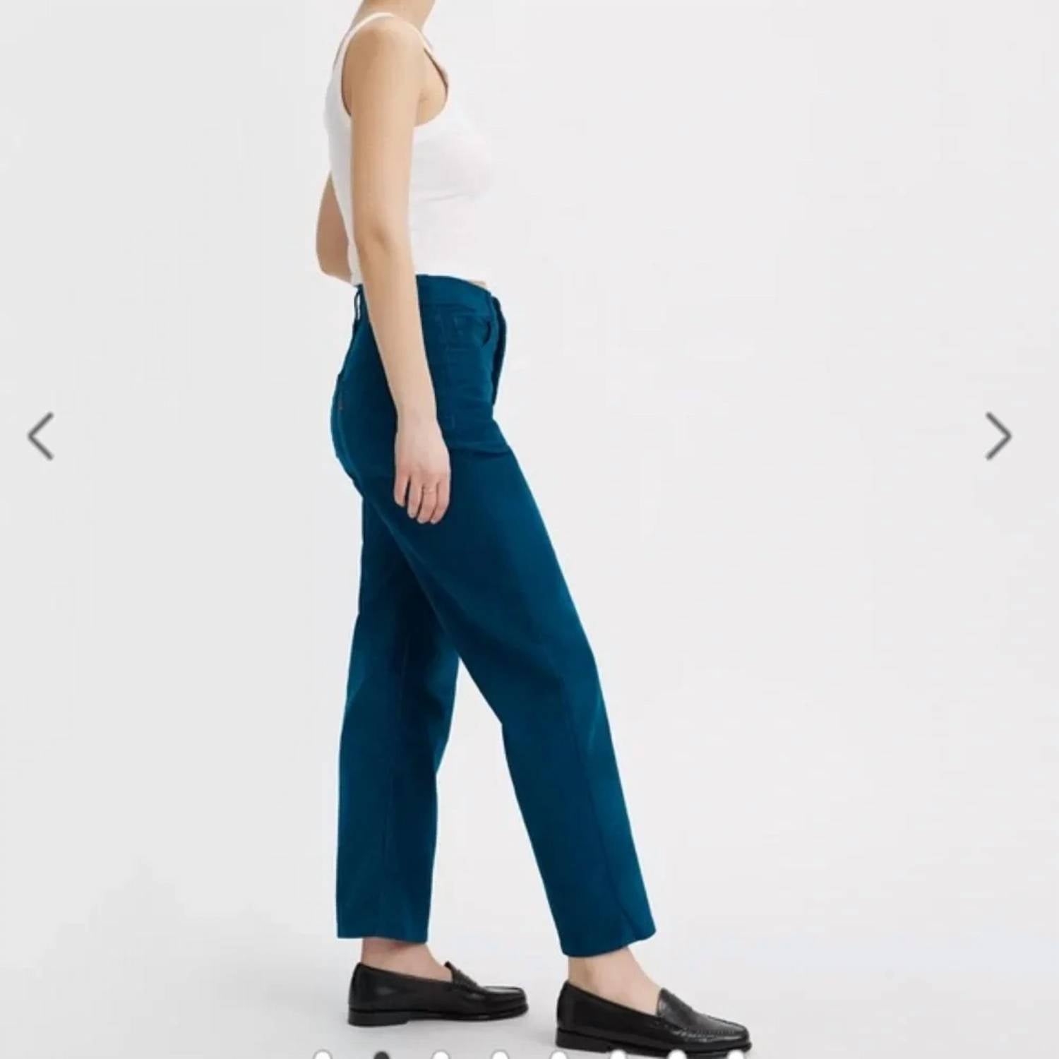 Levi'S - Women's Premium Corduroy Ribcage Ankle Pants