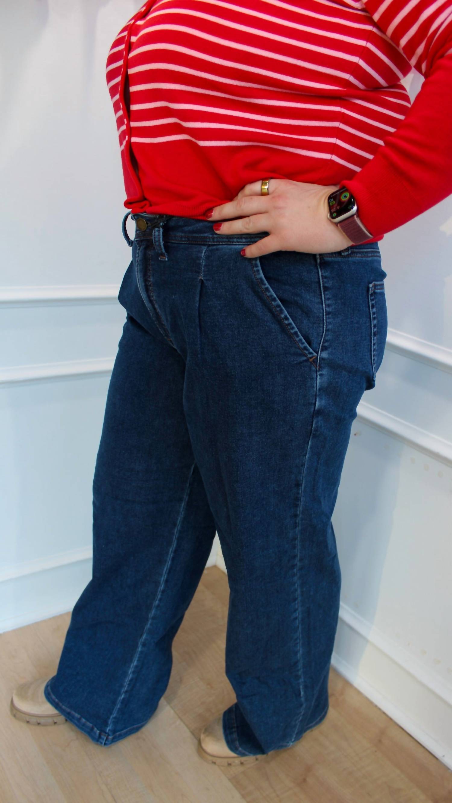 JUST BLACK DENIM Colbie Jeans in dark denim - women's jeans - detail view