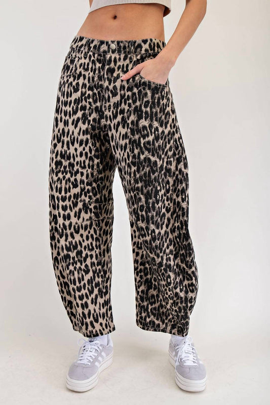 Ee:Some - Leopard Printed Barrel Jean