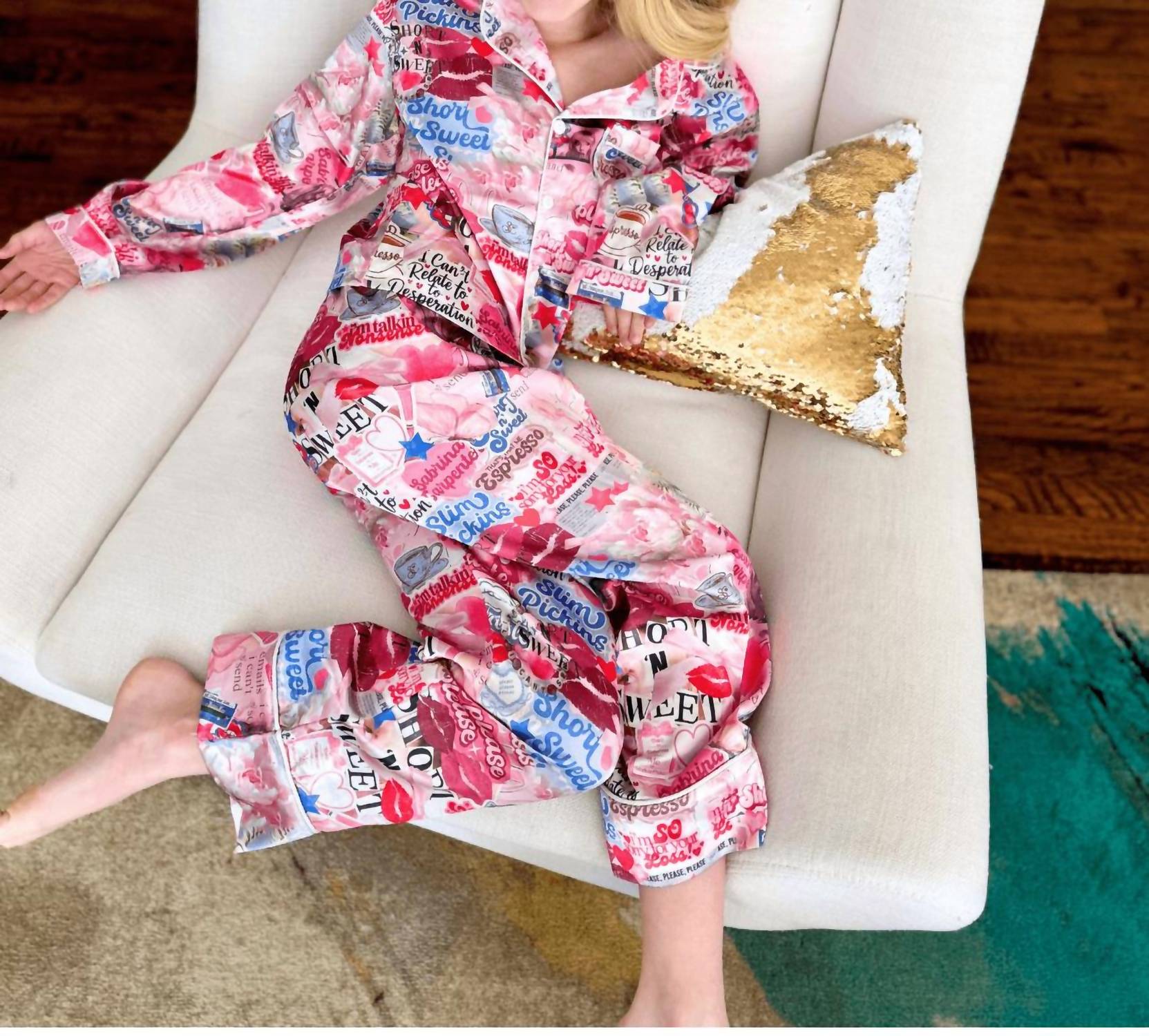 Tweenstyle - Sabrina Carpenter Silk Loungewear Set