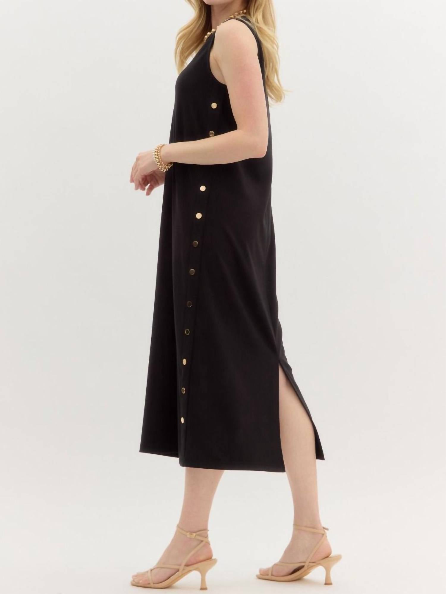 Entro - Solid Rib Textured Black Midi Dress