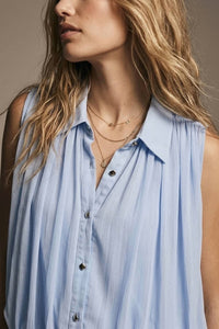 Q2 - Beatrice Chiffon Pleated Sleeveless Regular Fit Blouse