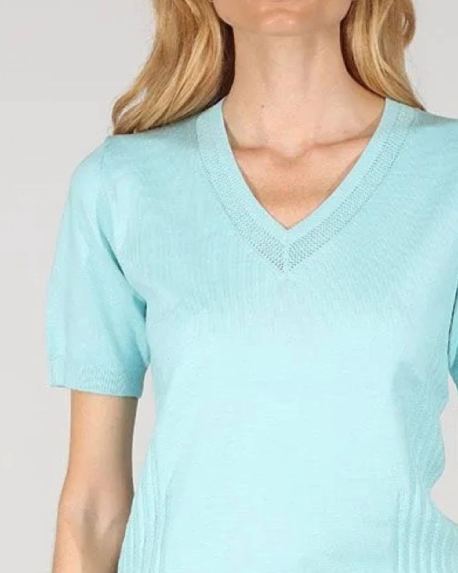 Metric Knits - Short Sleeve V Neck Top