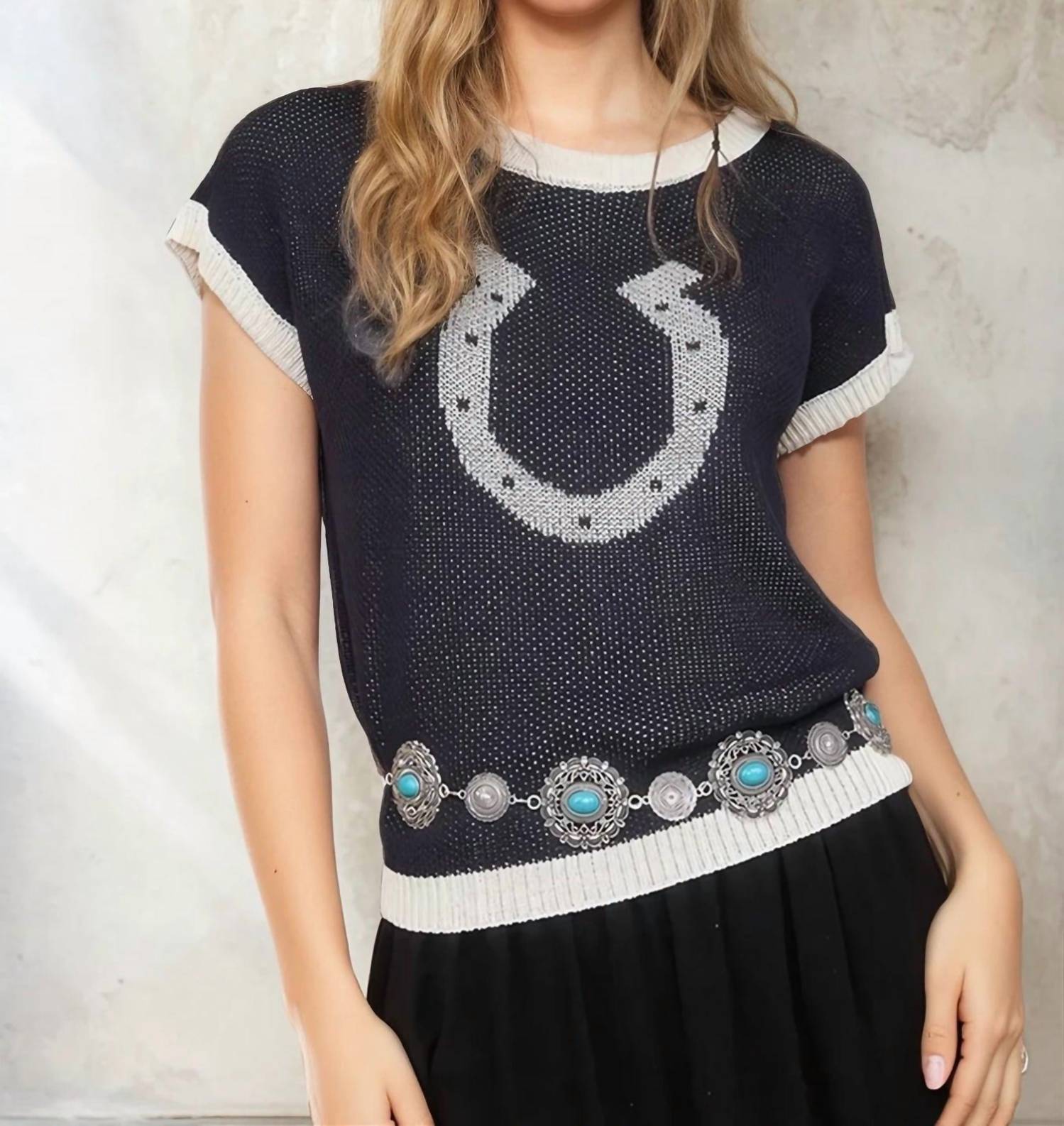 Blu Pepper - Horseshoe Sleeve Sweater