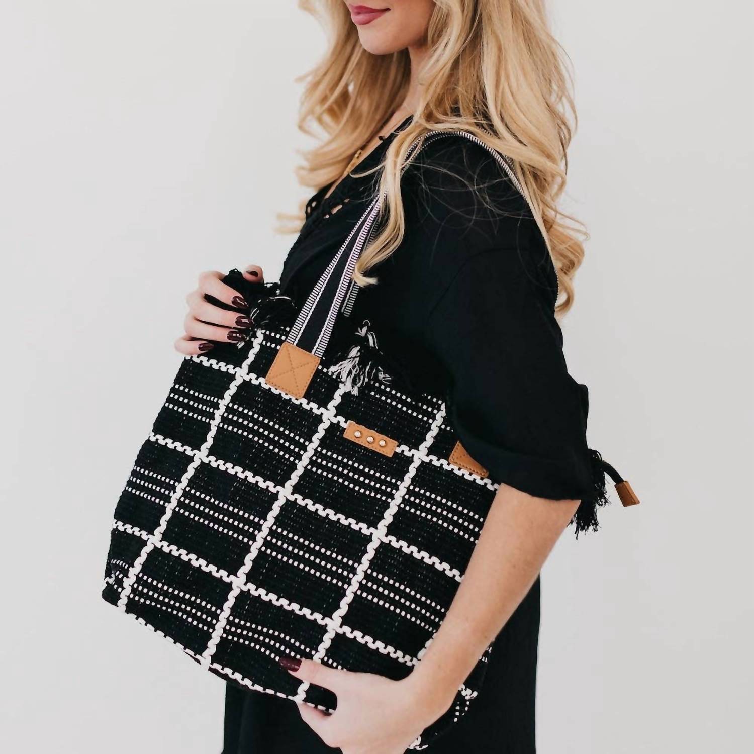 Pretty Simple - Women's Fae Fringe Tote Bag