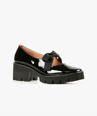 All Black - Women's Tap And Lugg Loafers