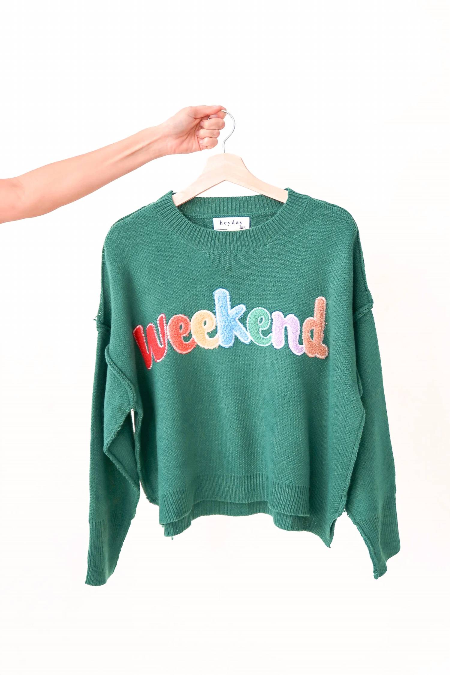 Urban Daizy - Weekend Embroidered Sweater
