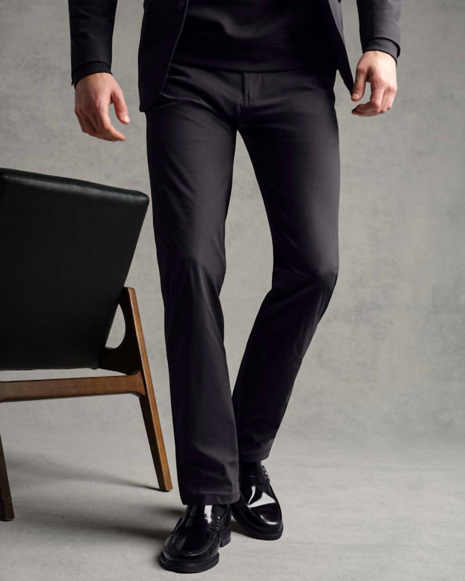 RHONE Commuter Pant Slim Pants in black - men's pants