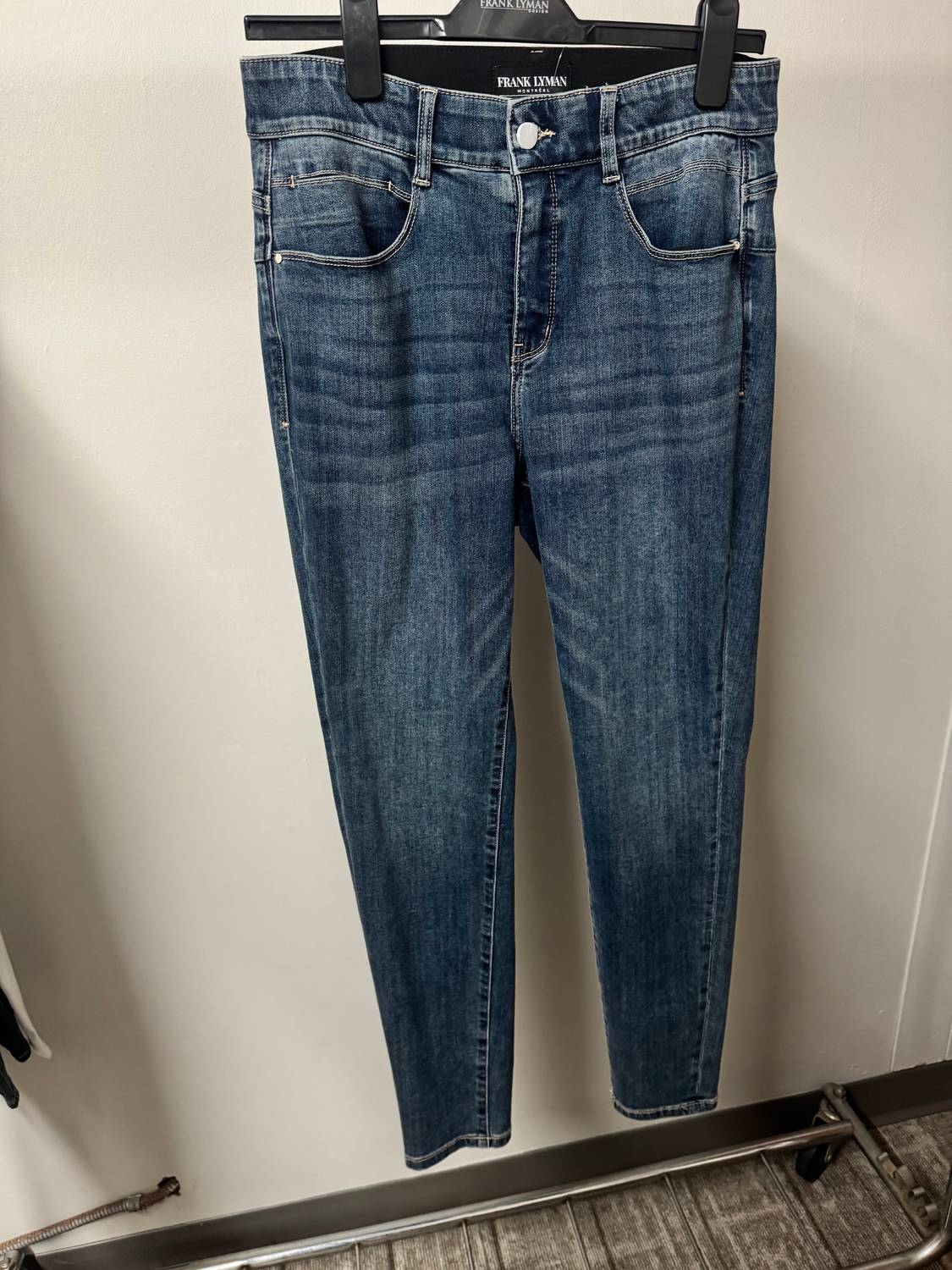 Frank Lyman - Slim High Rise Jeans