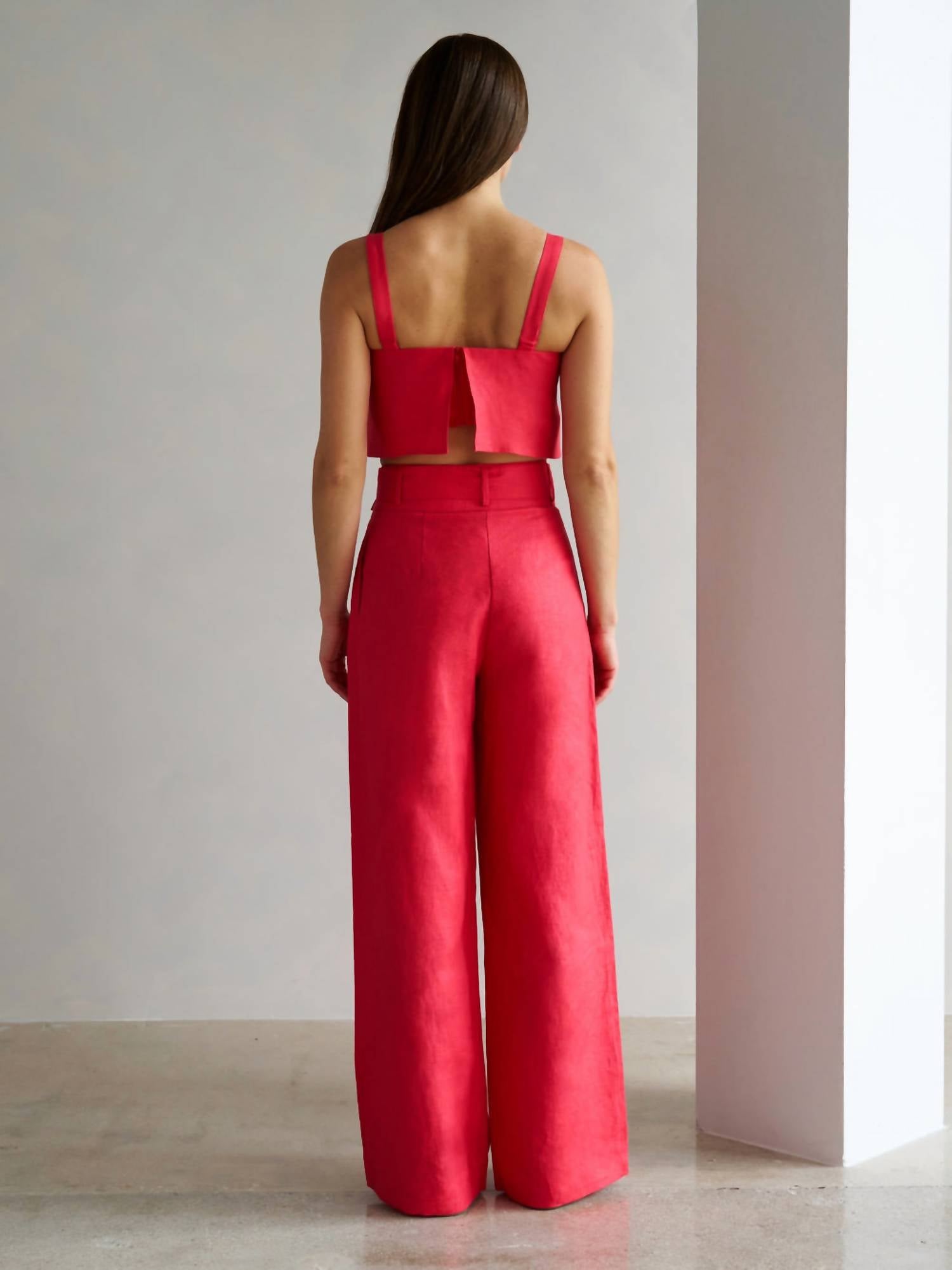 Hevron - Caitlyn Sleeveless Crop Top