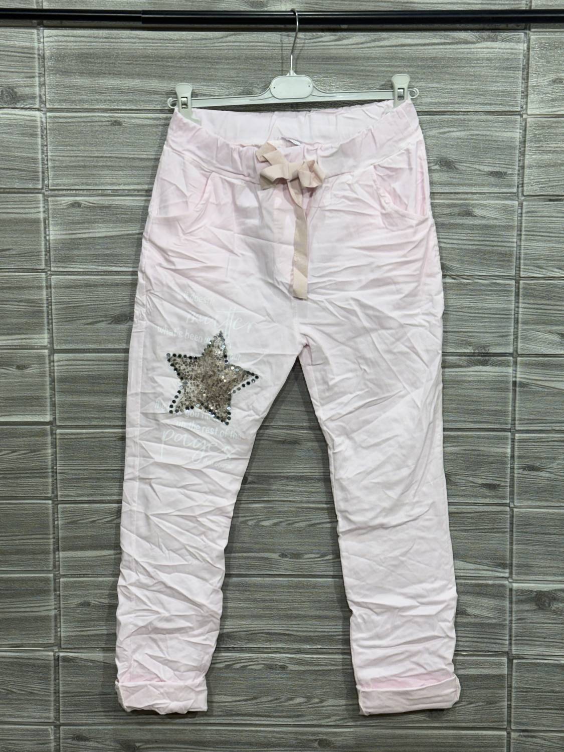Oz - Women's Embelished Crinkle Jogger