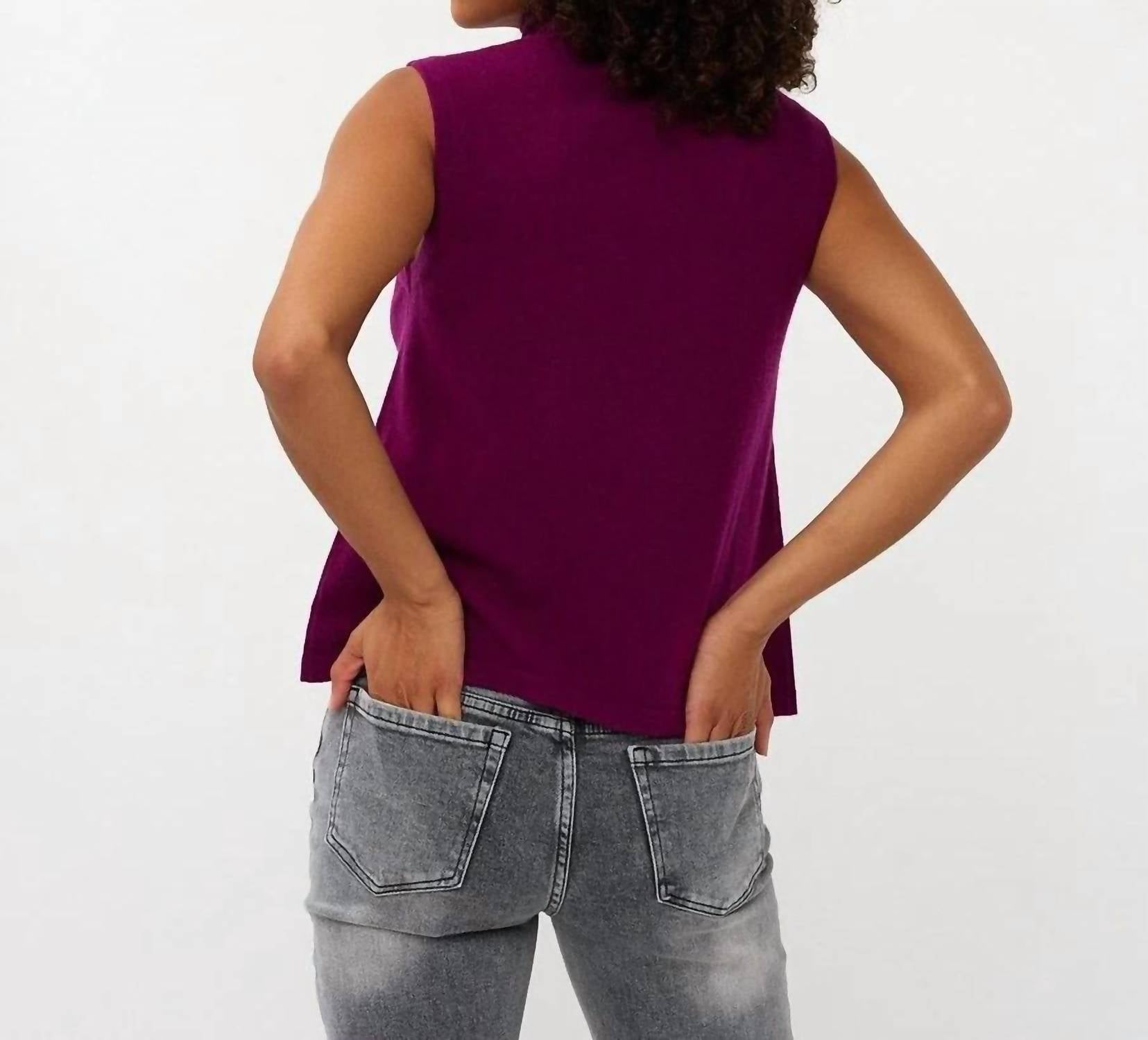 Esqualo - Sleeveless Turtleneck Sweater