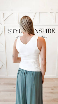 Wasabi + Mint - Dierdra Side Ruched V-neck Tank Top