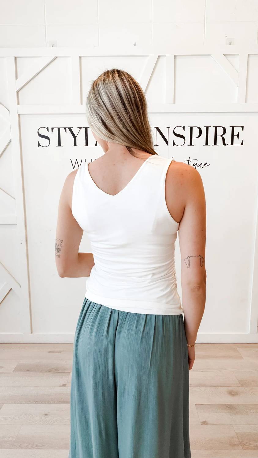 Wasabi + Mint - Dierdra Side Ruched V-neck Tank Top
