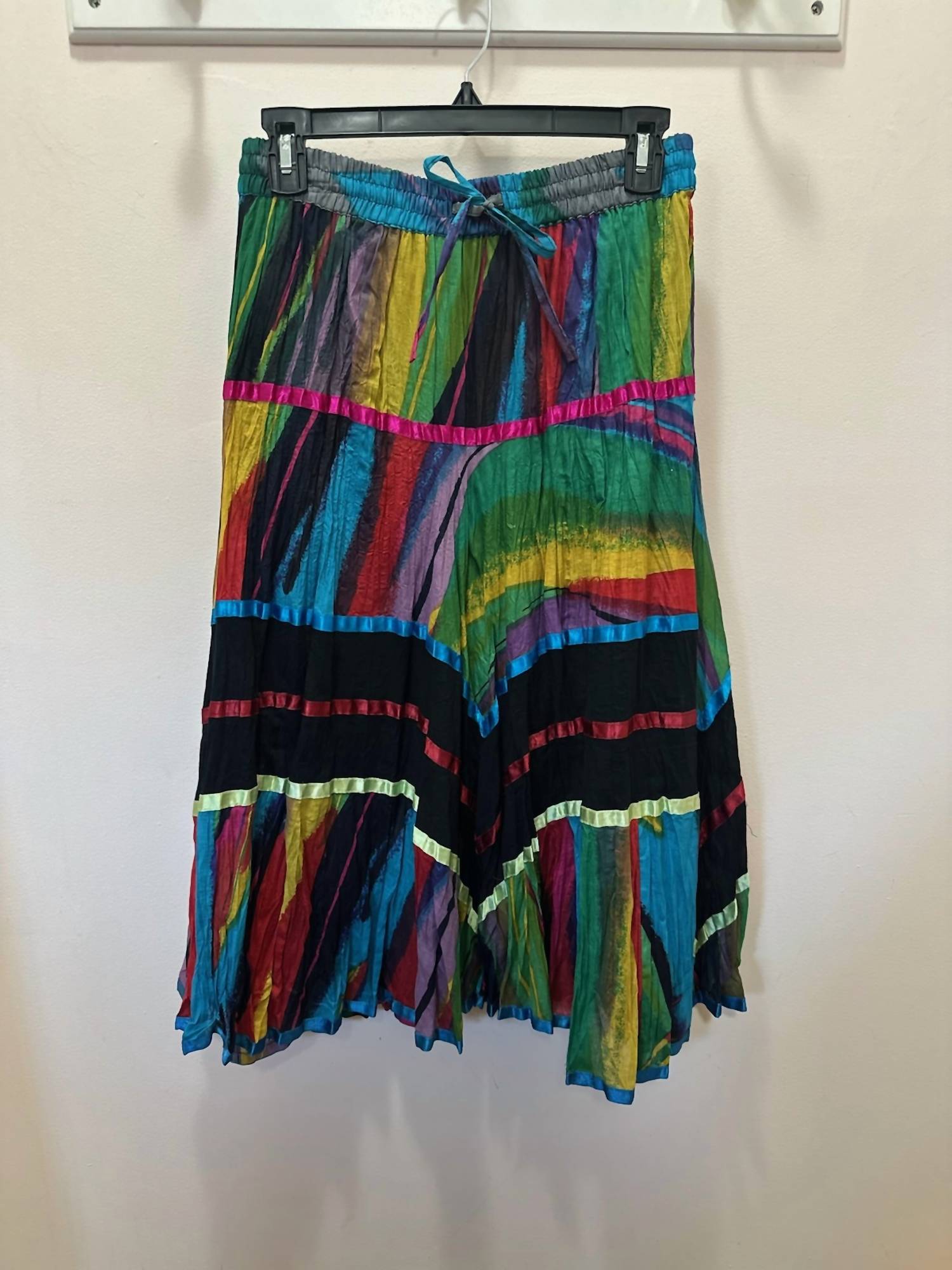 Keren Hart - Women's Elastic Waist Brookstick Skirt