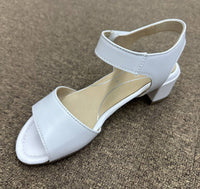 Ara Women's Daytona Sandals in white - women's sandal - detail view