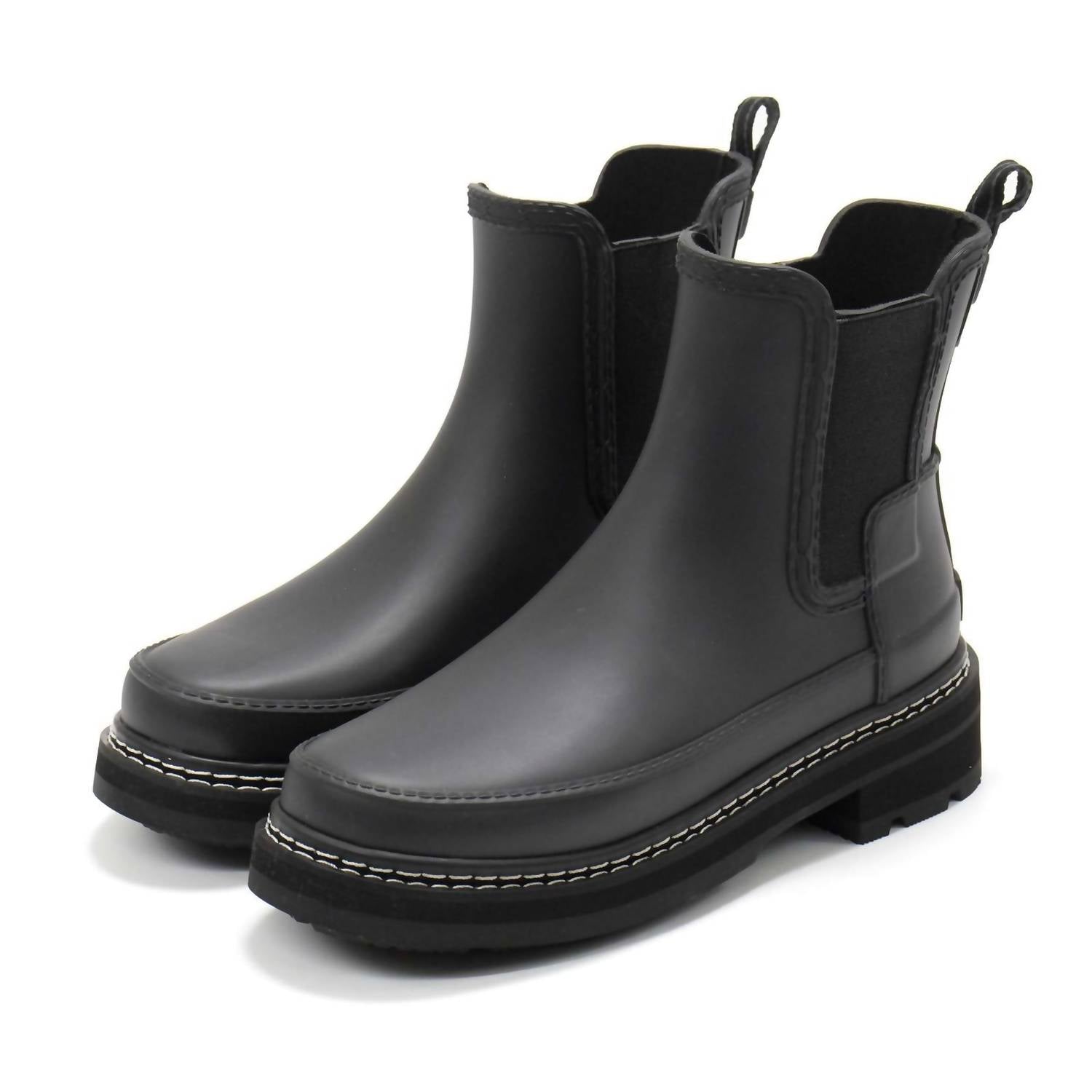HUNTER Women's Refined Stitch Detail Slim Fit Chelsea Boots in black - women's shoe