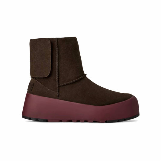 Ugg - Women's Classic StreetScape Boot